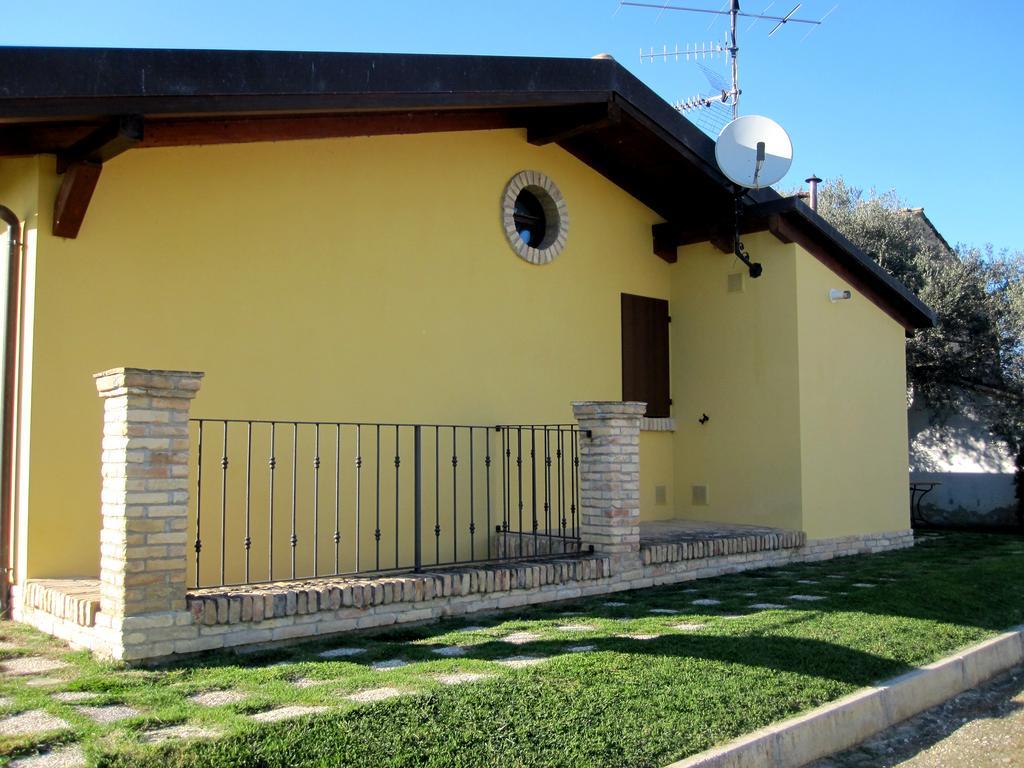 Agriturismo Tenuta Santa Maria Notaresco Exterior photo